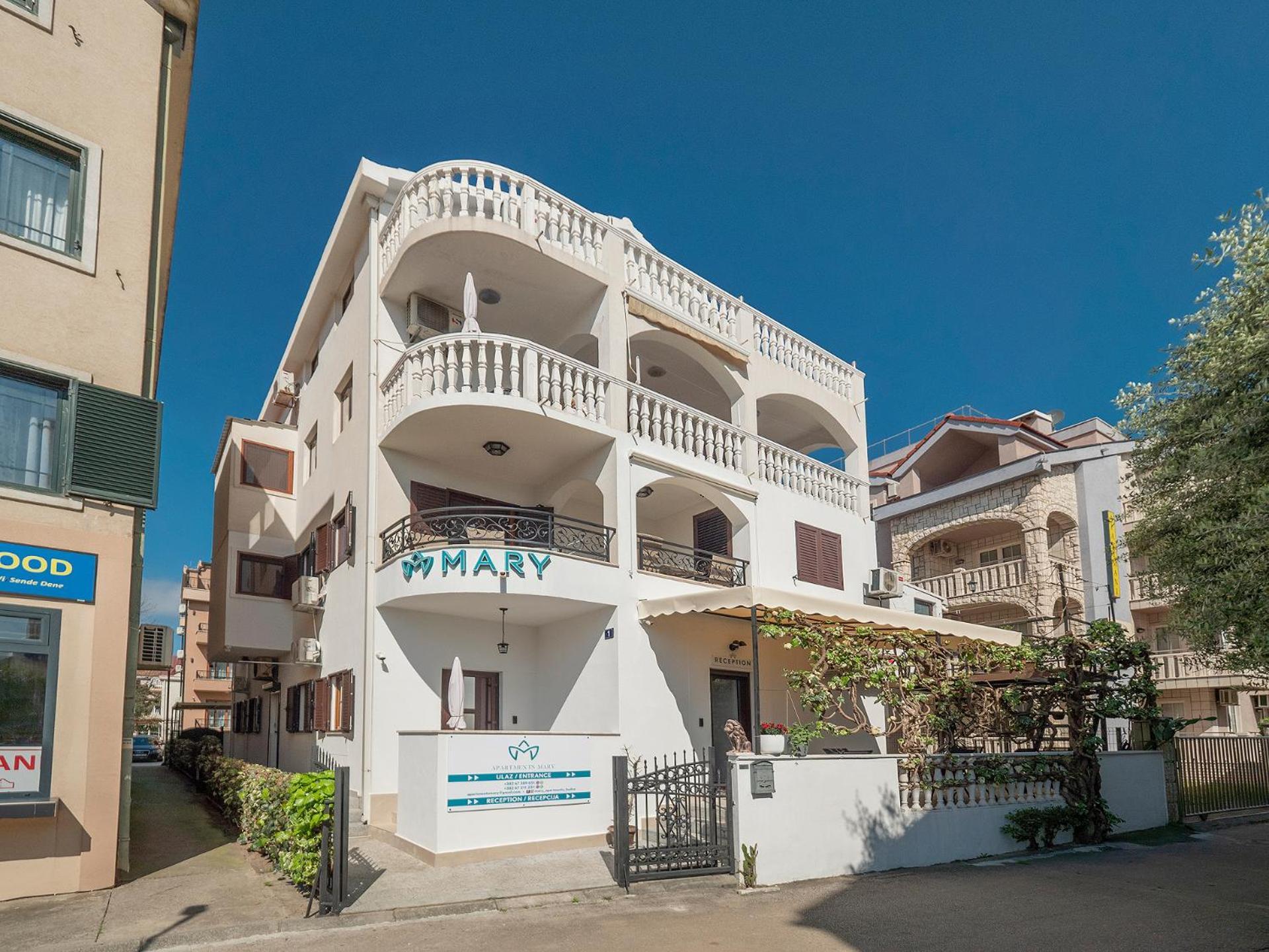 Apartments Mary Budva Exterior photo